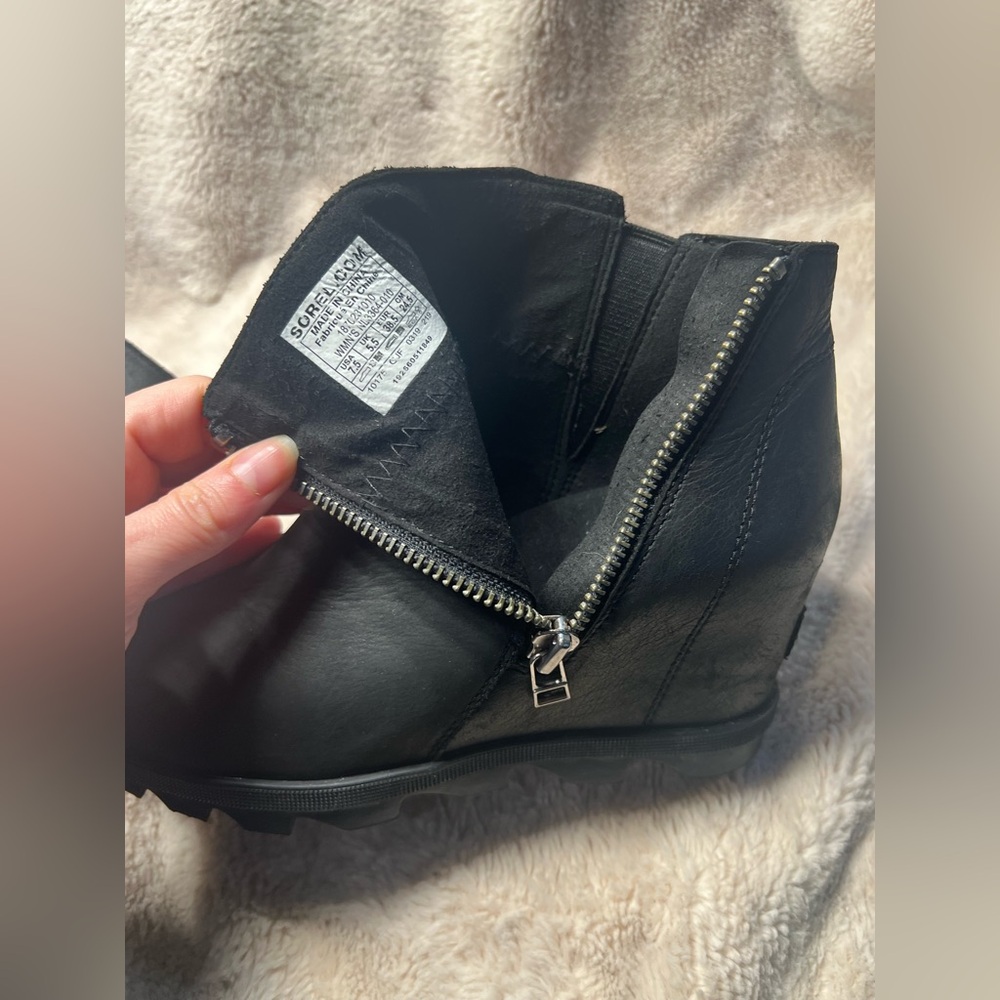 Sorel Womens Wedge Boots Size 7.5 - Picture 6 of 8